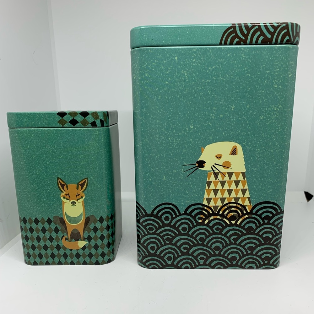 Magpie Tom Frost Dusk Wildlife Set of 2 Nesting Tins GUC